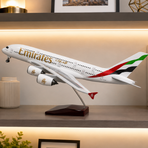 Airbus A380 UAE Emirates 1:160 Scale Diecast Aeroplane Display Model with LED Light | Premium Aircraft Replica with Display Stand