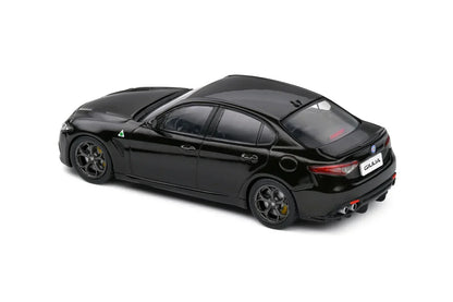 Solido : ALFA ROMEO GIULIA QUADRIFOGLIO BLACK (Scale 1:43) - Jaiman Toys