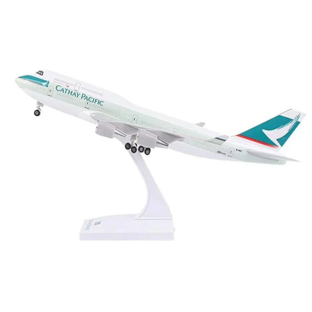 Diecast Collectible 1:250 Scale Model Airplane With Light & Sound – Cathay Pacific Boeing B747 - Jaiman Toys
