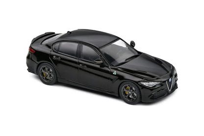 Solido : ALFA ROMEO GIULIA QUADRIFOGLIO BLACK (Scale 1:43) - Jaiman Toys