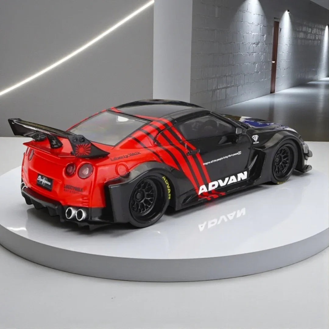 Solido 1:43 Nissan GT-R (R35) LB Works Coupe Advan Diecast Model Car – Collectible (S4311204)