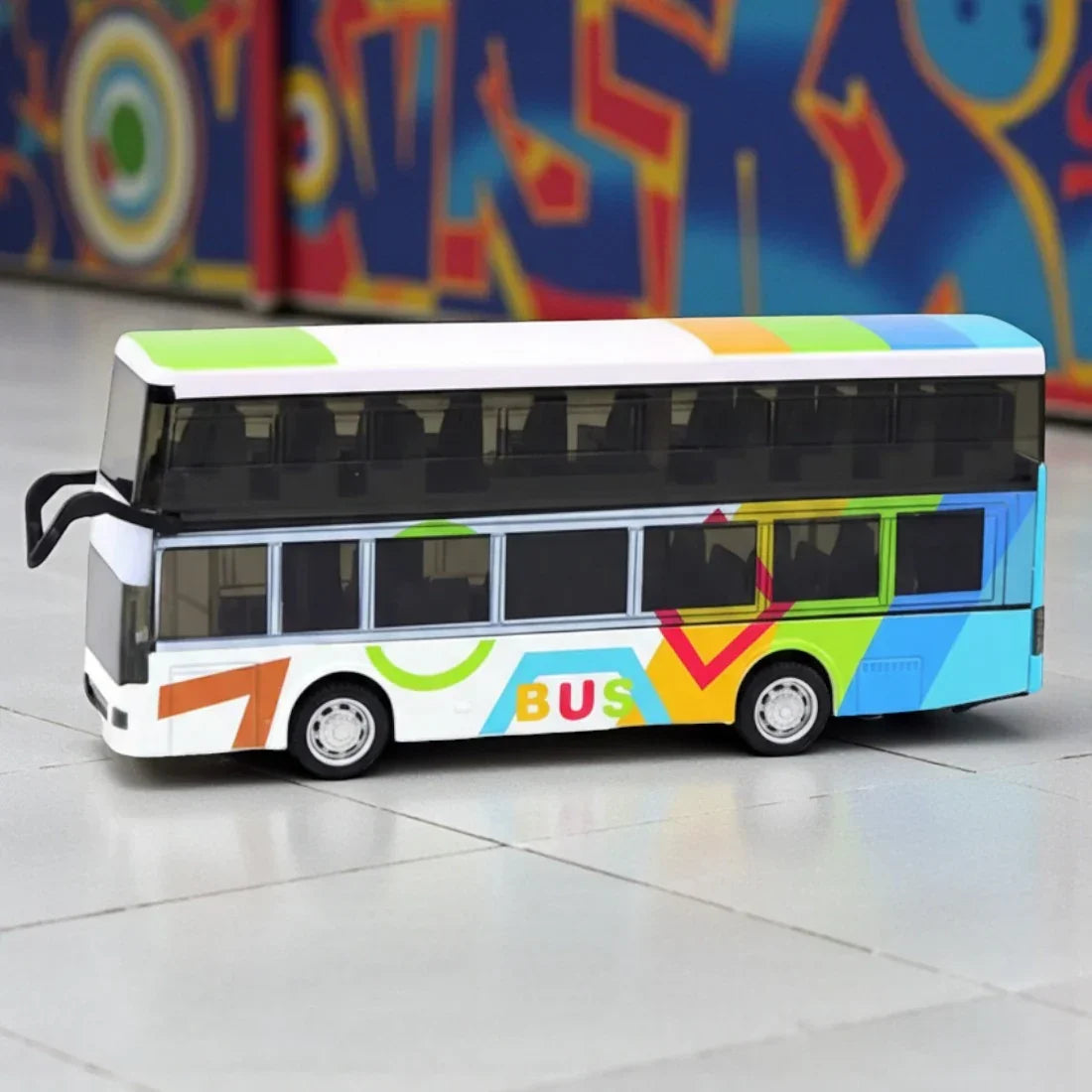 CARTOON BUS - ART LIGHTING BUS MODEL with Light and Sound effects Age 3+