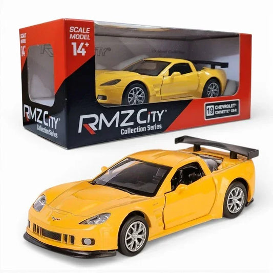 RMZ City 1:36 Chevrolet Corvette C6R Die-Cast Car | Openable Doors & Pull-Back Action | Metal Model Toy (Black / Yellow)