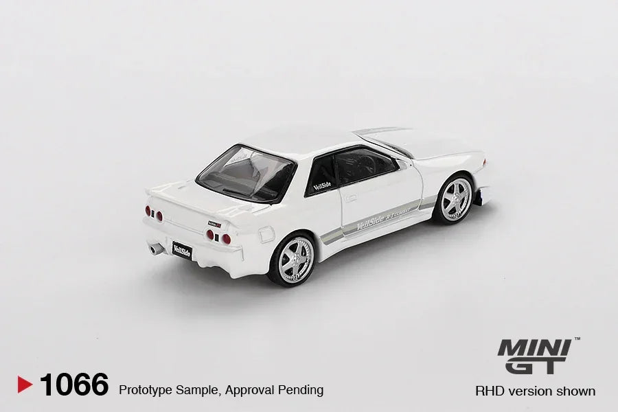 Mini GT 1:64 Racing Duo – Blister McLaren 720S GT3 Evo Pfaff Motorsports 2024 IMSA Laguna Seca & Nissan Skyline GT-R R32 VeilSide Combat C-I White RHD  Diecast Models