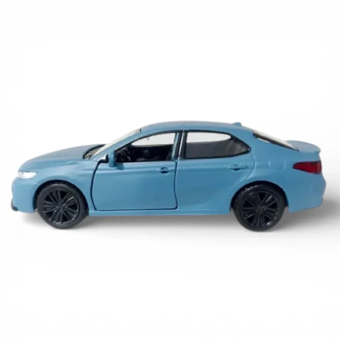 RMZ City 1:36 Toyota Camry (86) Die-Cast Car – Light Blue | Openable Doors, Pull Back & Go