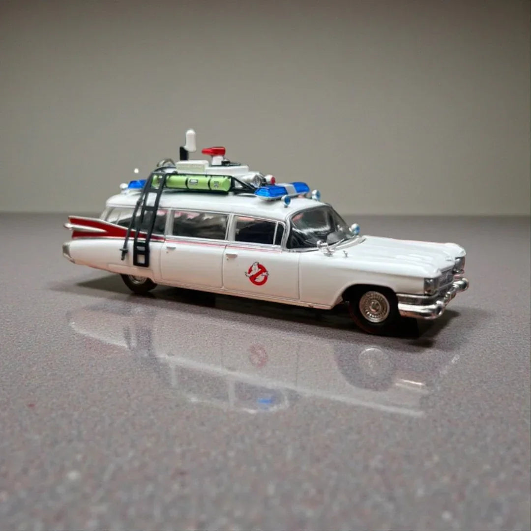 YS Model 1:64  Cadillac Miller-Meteor ECTO-1 – Ghostbusters Diecast Car