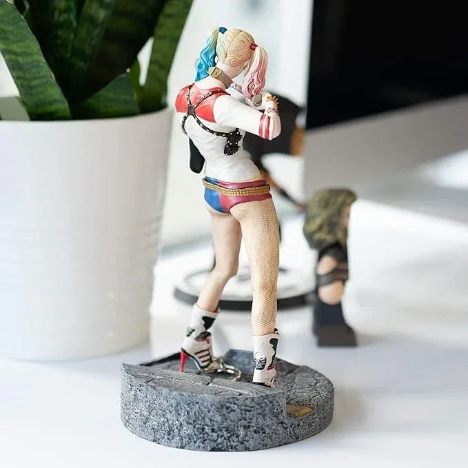 DC Suicide Squad Harley Quinn Finders Keypers 10 inches Tall Action Figure! Age18+ - Jaiman Toys