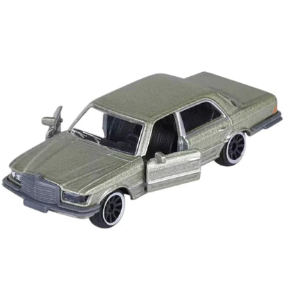 Majorette Mercedes-Benz 450 SEL Vintage 1:64 Die-Cast Car | Metal Body with Opening Doors | Moving Parts | Classic Collectible | 3+