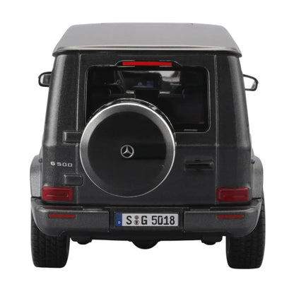 Maisto 1:25 2019 Mercedes-Benz G-Class Die-Cast Model Car – Collector’s Edition (14+)