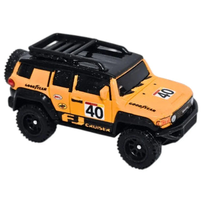 Hot Wheels Premium 1:64 Car Culture Team Transport – Toyota FJ Cruiser with Horizon Hauler