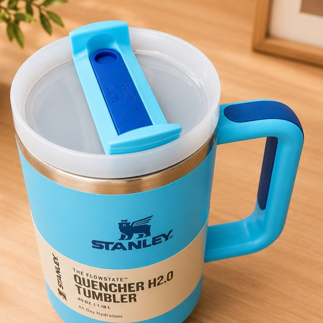 STANLEY Quencher H2.0 FlowState Tumbler 40 oz (1.18L) Sky Blue Insulated Stainless Steel Travel Mug with Handle & Straw