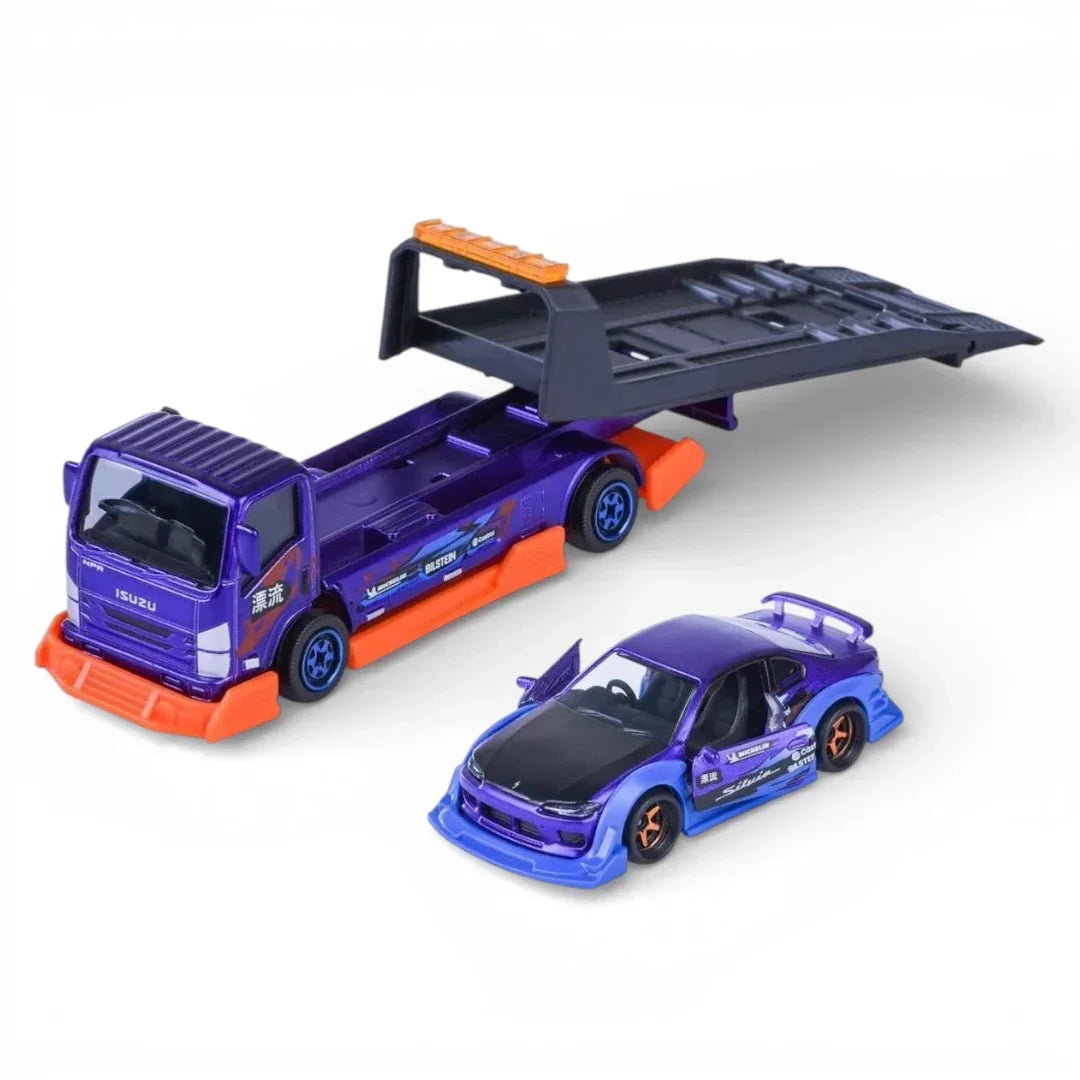 Majorette  1:64 JDM Legends Isuzu NPR Transporter with Nissan Silvia S15 Spec R Aero Die-Cast Car Set