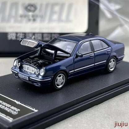 Maxwell Model 1:64 Mercedes-Benz E-Class Diecast Car | Premium Luxury Sedan Collectible with Display Case | 4 Variants