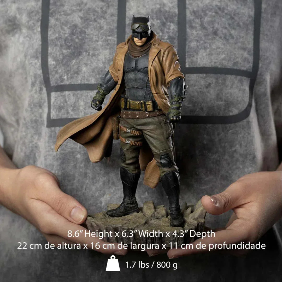 Iron Studios! Collectible Showpiece Statue Batman Knightmare - Zack Snyder`s Justice League - BDS Art Scale 1/10 - Jaiman Toys