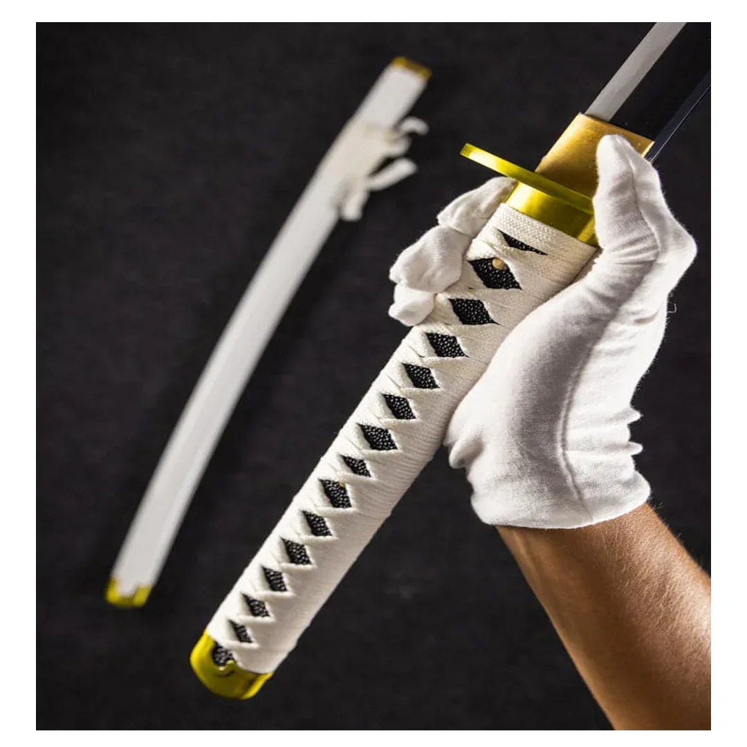 Zoro’s Wado Ichimonji Sword – One Piece Anime Wooden Katana 104cm With Light Effect | White Samurai Sword for Cosplay, Roleplay & Collectors