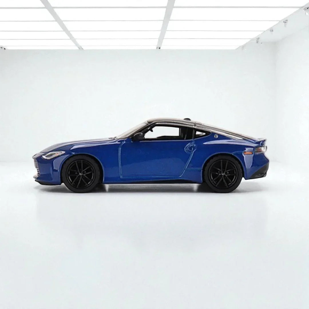 Mini GT 1:64 Nissan Z Performance Seiran-Blue LHD- (MGT00453L) - Jaiman Toys