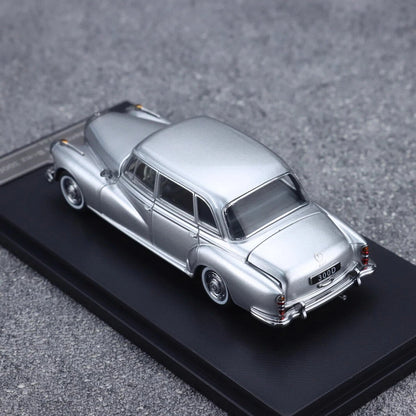 GFCC 1:64 Mercedes-Benz 300D Diecast Car Model | Premium Collectible Scale Model Available in 5 Variants