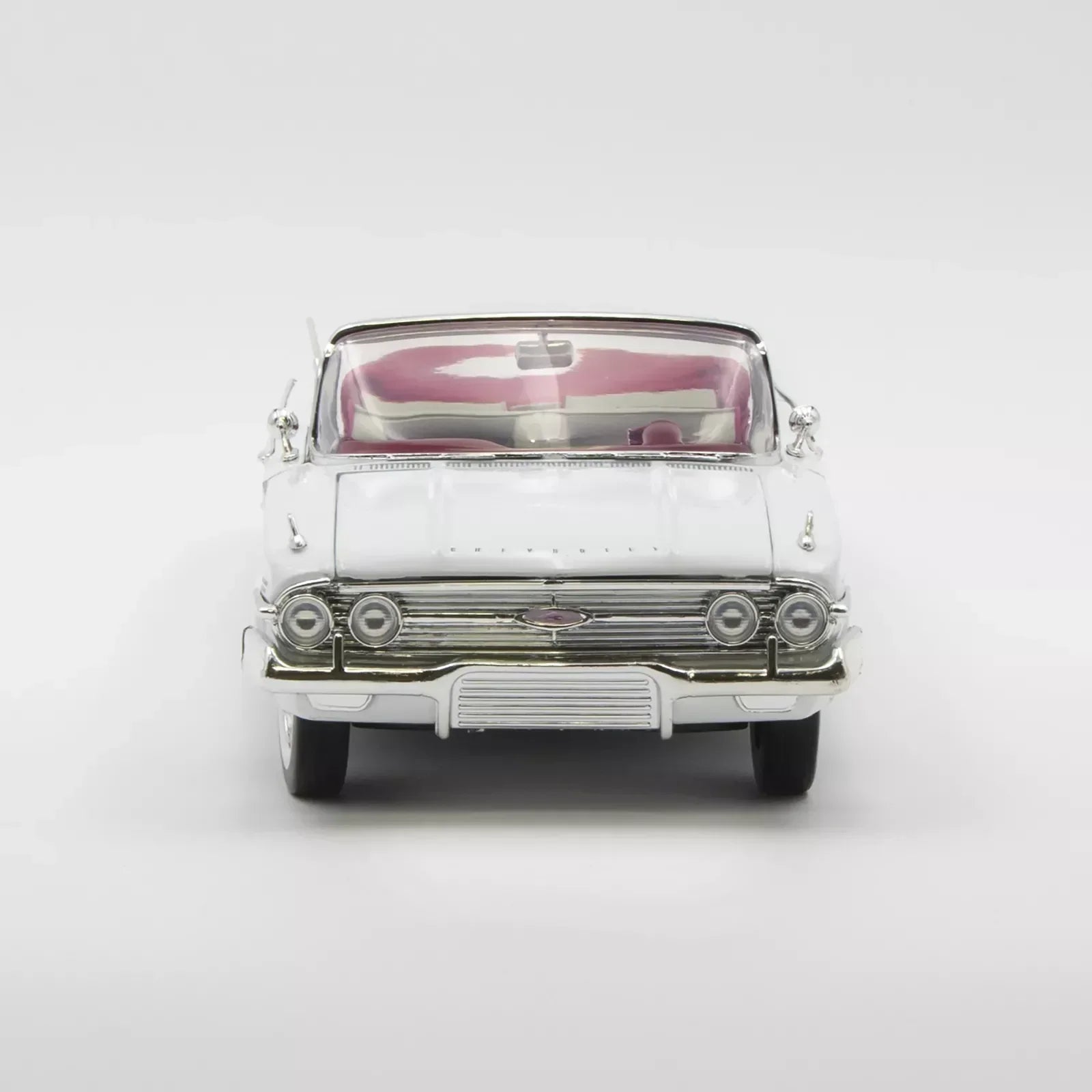 1960 Chevy Impala Convertible White 1:18 Diecast Car Model - Jaiman Toys