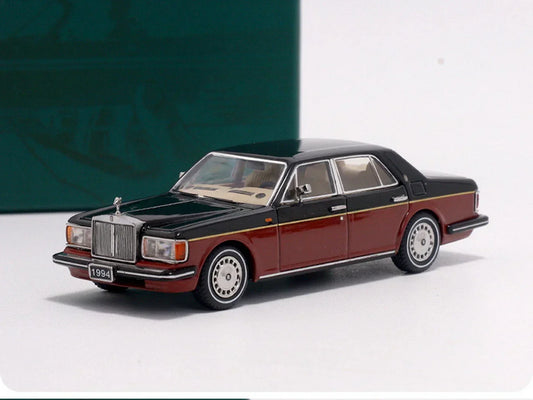 1994 Rolls-Royce Silver Spur III 1:64 Diecast Model Car | Black | Premium Acrylic Display Box