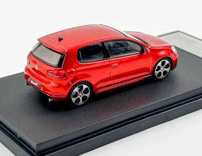 Maxwell  1:64 GOLF GTI MK6 Coupe Red Diecast Car Model