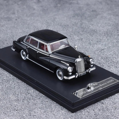 GFCC 1:64 Mercedes-Benz 300D Diecast Car Model | Premium Collectible Scale Model Available in 5 Variants