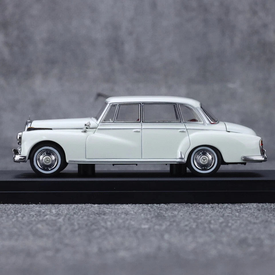 GFCC 1:64 Mercedes-Benz 300D Diecast Car Model | Premium Collectible Scale Model Available in 5 Variants