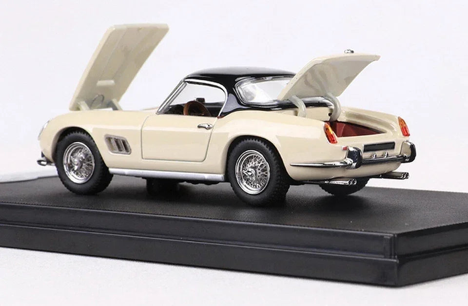 GFCC 1:64 Scale 1960 SWB Ferrari 250GT California White Convertible Diecast Car Model - Jaiman Toys
