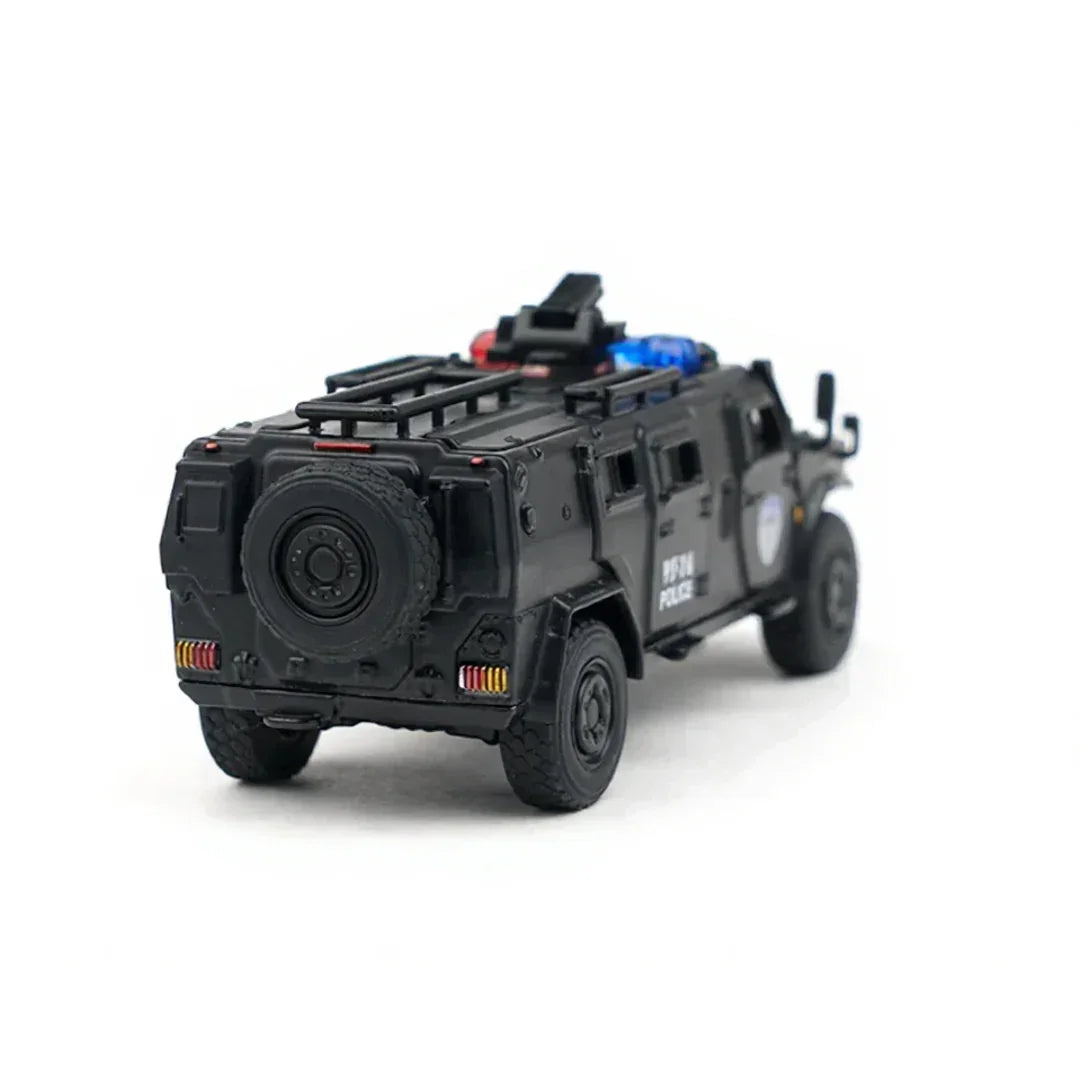 XCARTOYS 1:64 Military Warriors Police CSK181 Armored Die-Cast Metal Vehicle