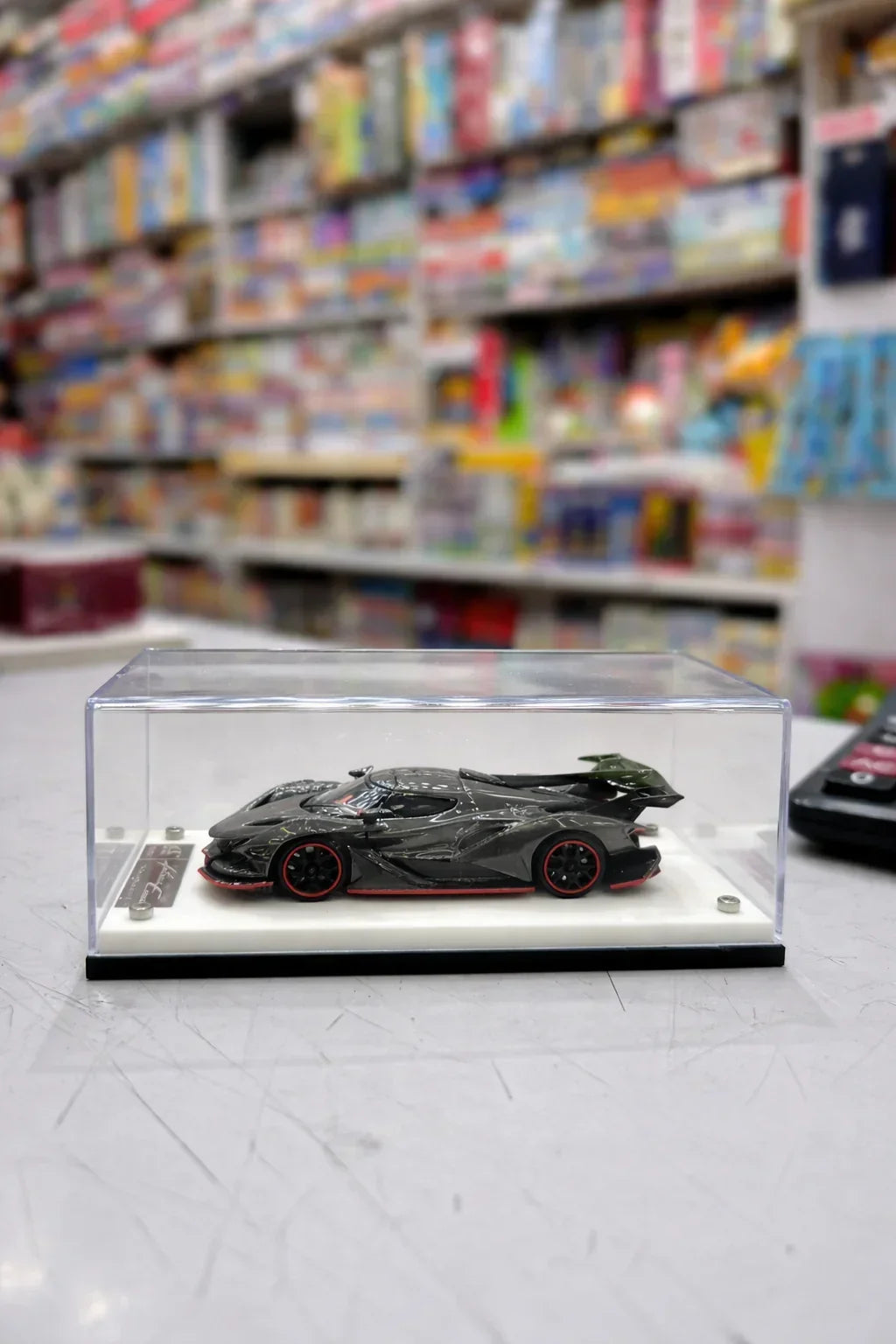 Apollo IE 1:64 Diecast Hypercar Model – 3 Color Variants | Display Case Included