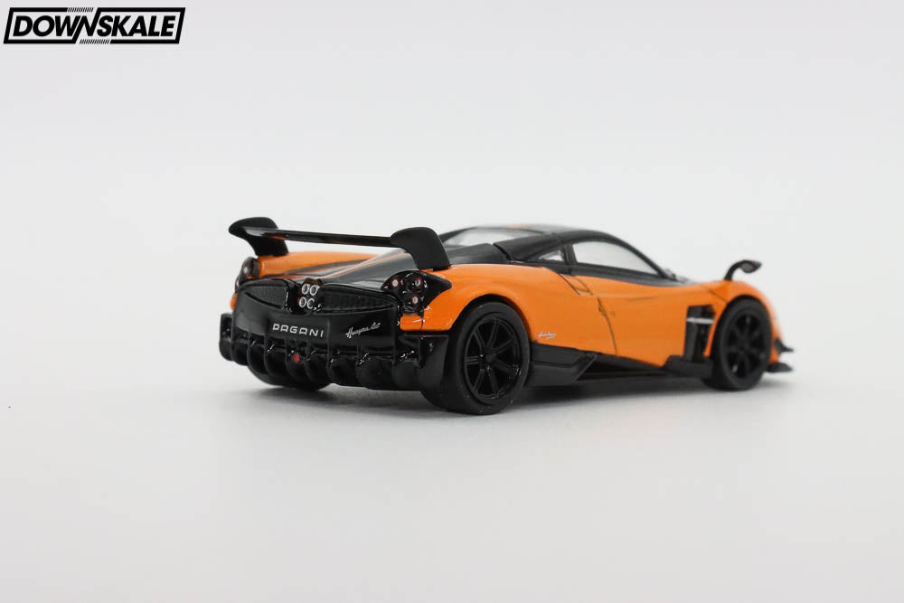 Tarmac Works GLOBAL64 1:64 Pagani Huayra BC Arancio Saint Tropez Diecast Model Car (T64G-TL014-OR)