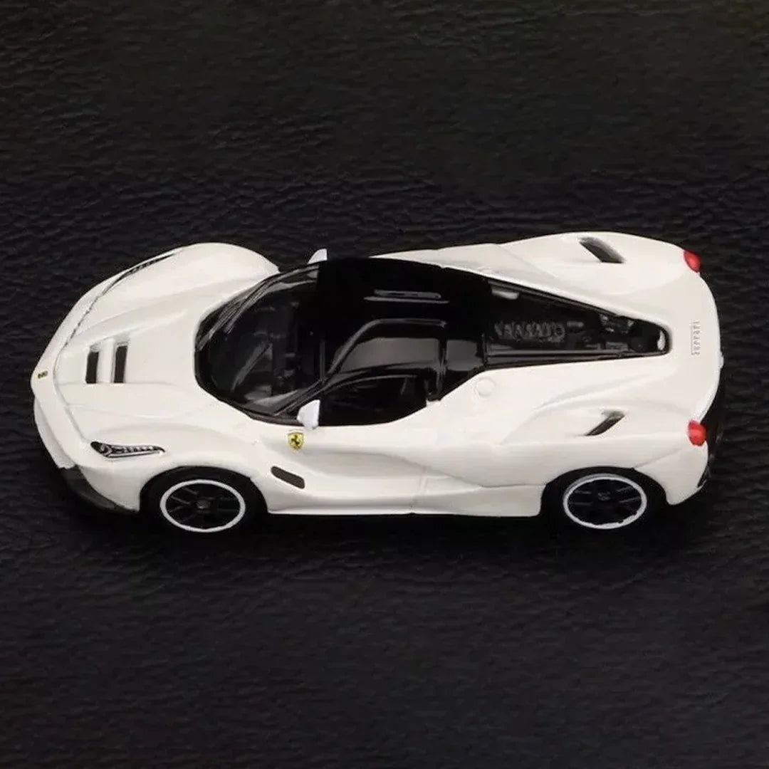 Bburago LaFerrari Racing Sport Model Car 1:64 Scale (White) - Jaiman Toys
