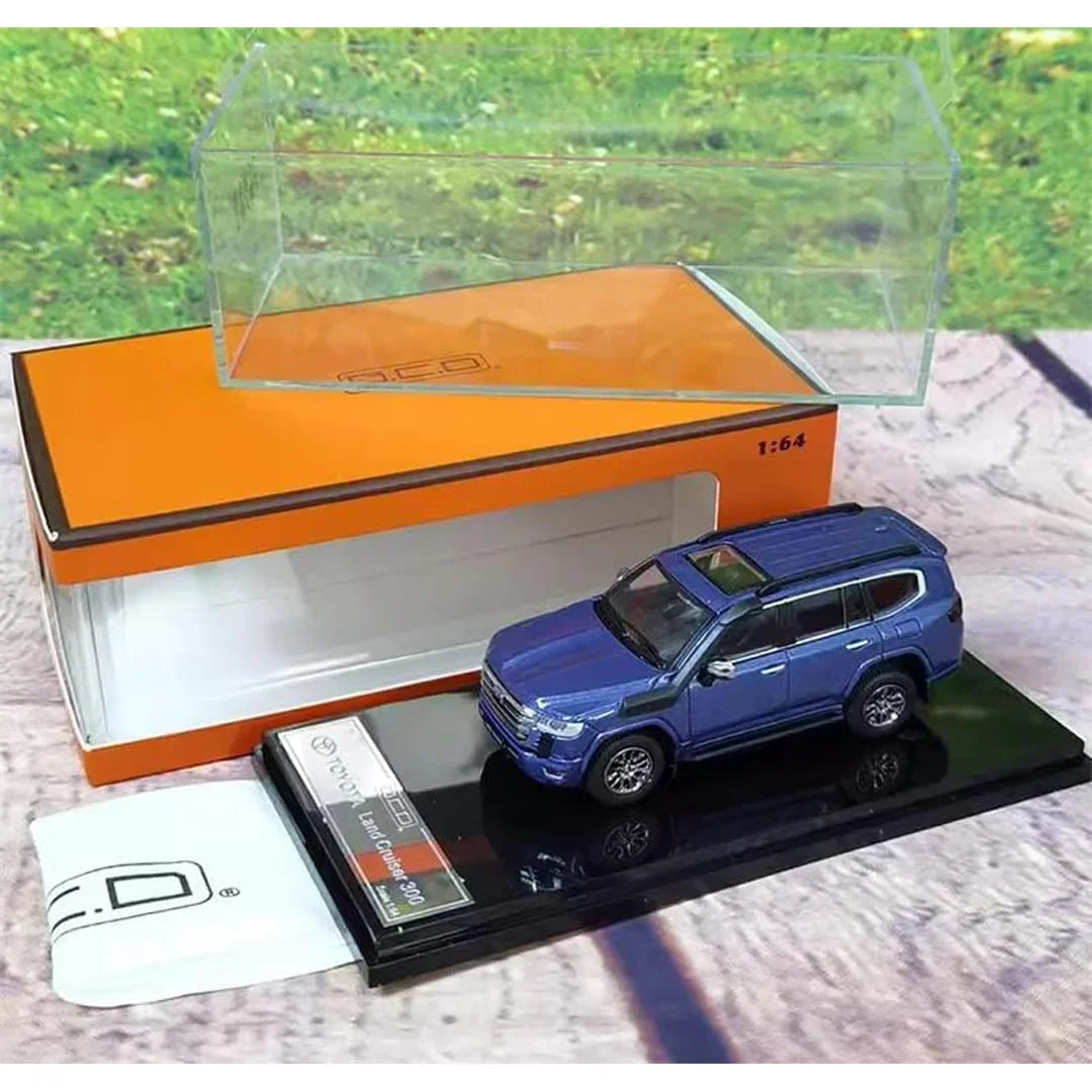 GCD 1:64 Toyota Land Cruiser 300 – Regular Version Blue | Premium Diecast Model SUV