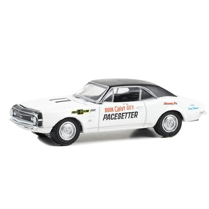 GreenLight Running on Empty Series 16 – 1967 Chevrolet Camaro SS Pacesetter 1:64 Diecast Model Car