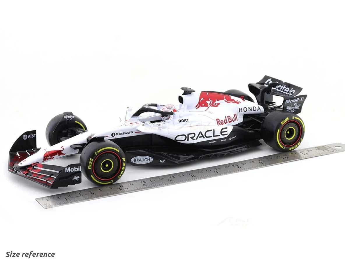 Bburago 1:18 Oracle Red Bull Racing RB21 F1 Car – Japan GP 2025 Die-Cast Model | Formula 1 Collectible